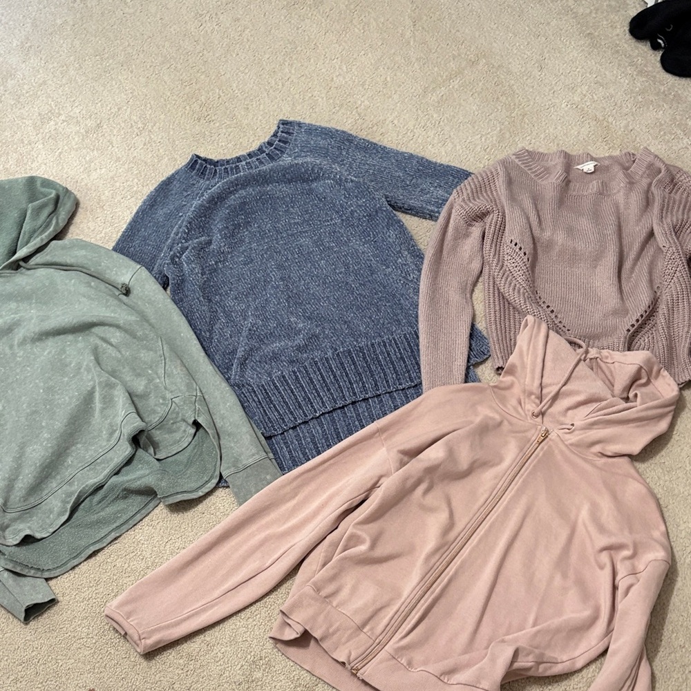 Stylish Women's Sweater Collection - Blue, Pink, Green